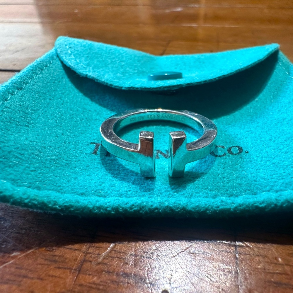 Tiffany & Co. Square T Ring
